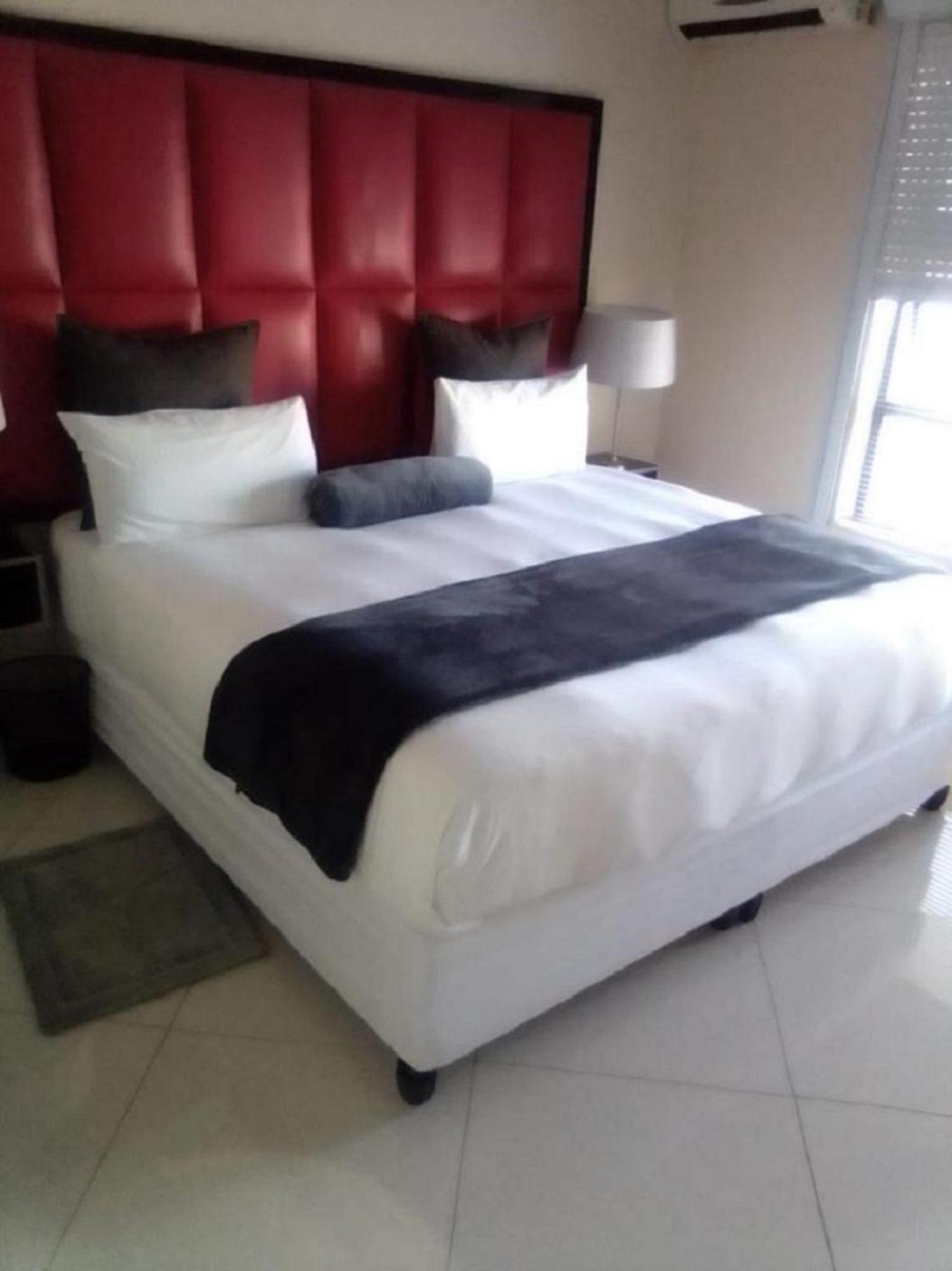 Dineo'S Lodge And Spa Burgersfort Exterior photo